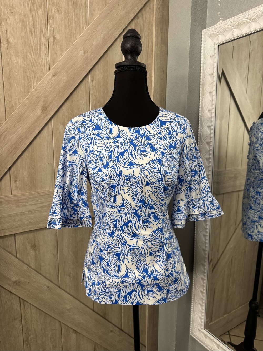 Lilly Pulitzer Fiesta Top Coastal Blue - size 2